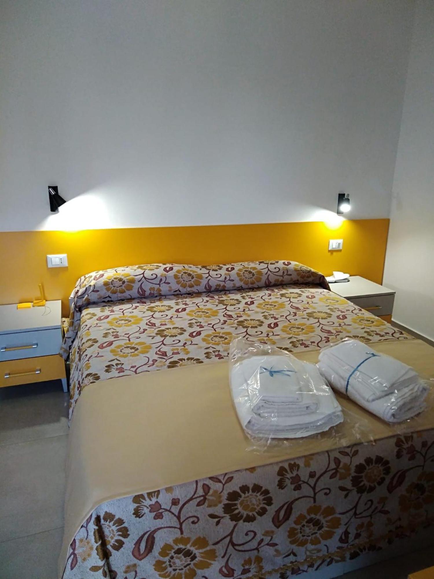 Antares B&B Cariati Bagian luar foto